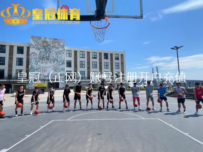 皇冠管理端手机网址在此片五年前的电影五郎八卦棍中